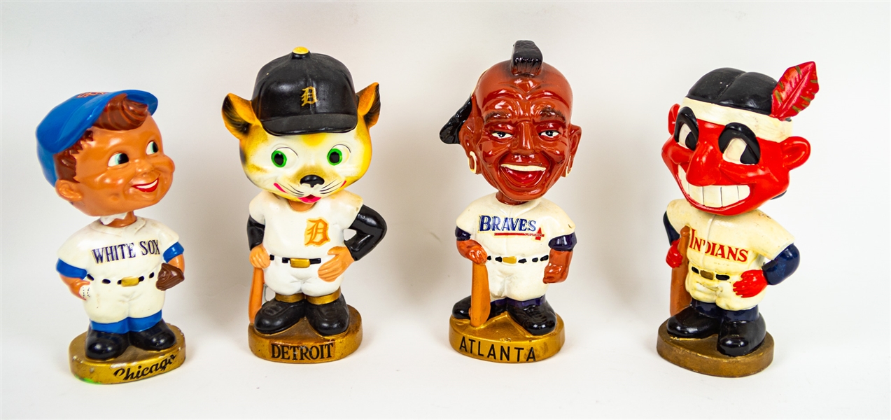 1967-68 Atlanta Braves Chicago White Sox Cleveland Indians Detroit Tigers Gold Base Vintage Nodders - Lot of 4