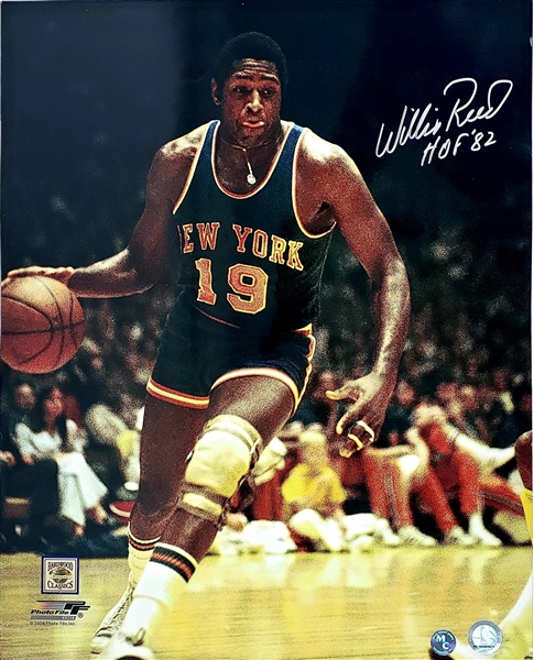 1964-1974 Willis Reed New York Knicks Signed 16x20 Photo (JSA)