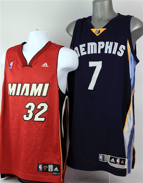 2000s Basketball Jerseys - Lot of 2 w/ 2016-17 Wayne Selden Memphis Grizzlies Road & Shaquille ONeal Miami Heat Retail (MEARS LOA)