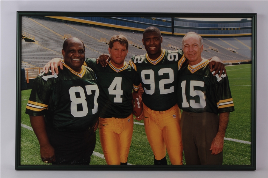 1997-98 Bart Starr Brett Favre Reggie White Willie Davis Green Bay Packers 20" x 30" Framed Photo