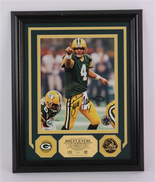 1997 Brett Favre Green Bay Packers Signed 13" x 16" Framed Highland Mint Display (JSA) 33/104