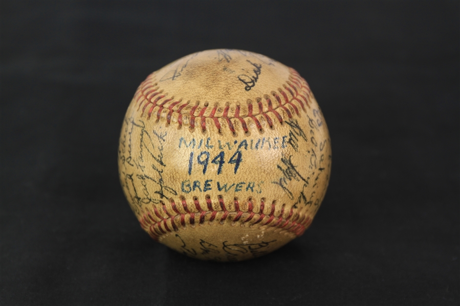 1944 Milwaukee Brewers Team Signed Baseball w/ 22 Signatures Including Casey Stengel & More (MEARS LOA)