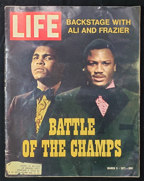 1971 Muhammad Ali Joe Frazier Battle of the Champs Life Magazine