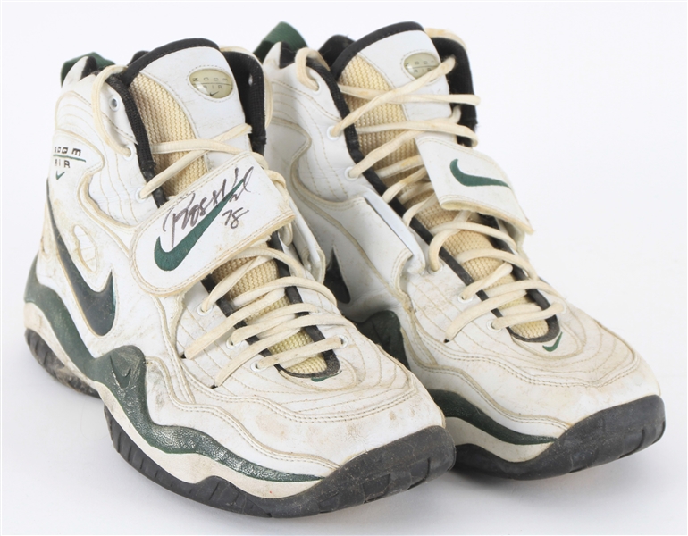 1997-2000 Ross Verba Green Bay Packers Signed Game Worn Nike Turf Shoes (MEARS LOA)