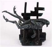 2000s Alien LE 11x10x5 Bookend 