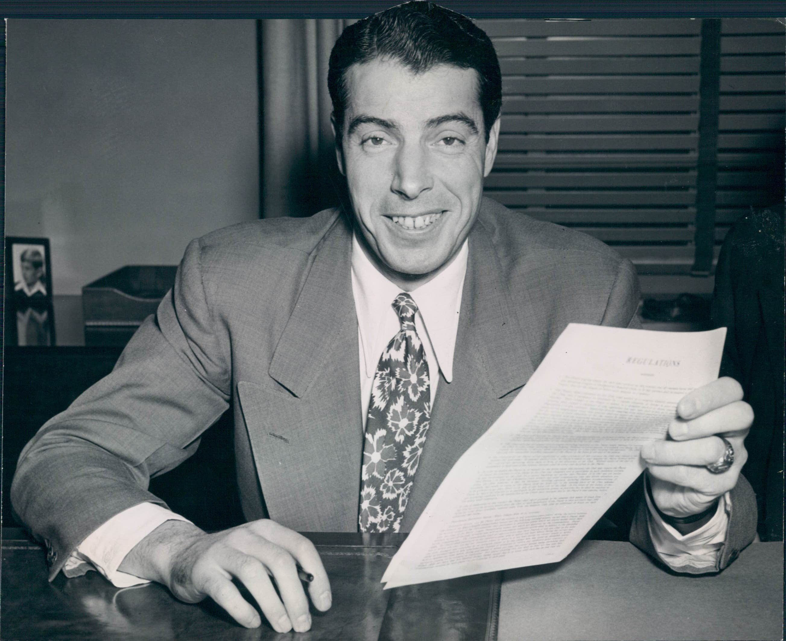 Lot Detail - 1948 Joe DiMaggio New York Yankees 