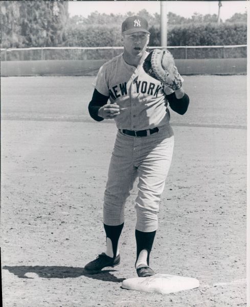 1968 Mickey Mantle New York Yankees (1st Base) "The Sporting News Collection Archives" Original Type 1 8"x10" Photo (Sporting News Collection Hologram/MEARS Type 1 Photo LOA)