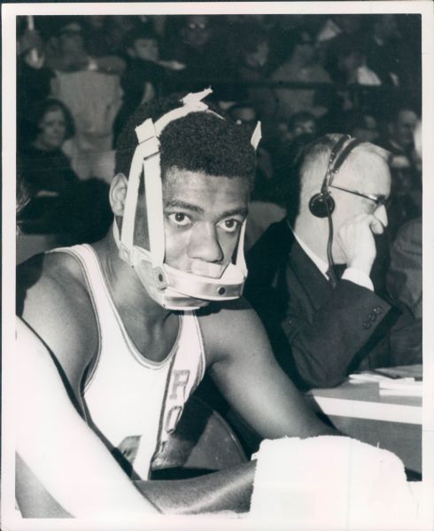 1967 Oscar Robertson Cincinnati Royals Type 1 8" x 10" Photo SPORT Magazine Collection (MEARS Type 1 LOA)