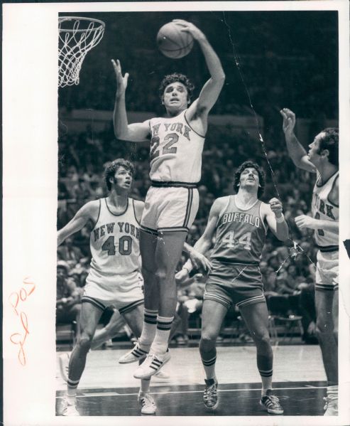 1962-74 Dave DeBusschere New York Knicks Original Type 1 8" x 10" Photo - Lot of 13 SPORT Magazine Collection Hologram (MEARS Type 1 Photo LOA)