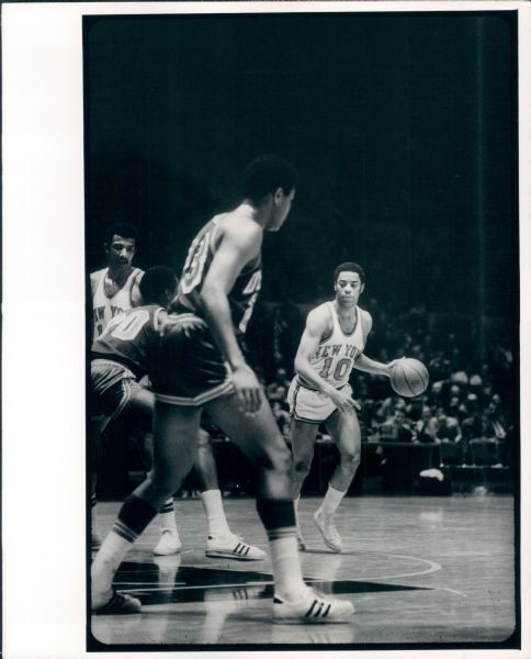 1967-75 Walt "Clyde" Frazier New York Knicks Original Type 1 8" x 10" Photo SPORT Magazine Collection (MEARS Type 1 Photo LOA)