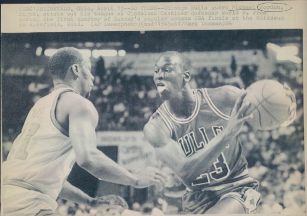 1986-91 Michael Jordan Chicago Bulls "Chicago Sun-Times" Original Type 1 Laser Photo - Lot of 13 (Sun Times Hologram/MEARS Type 1 Photo LOA)