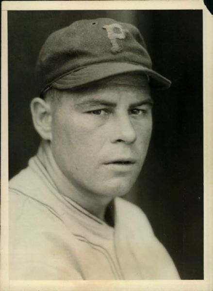 1924-27 circa Emil Yde Pittsburgh Pirates "The Sporting News Collection Archives" Original Type 1 5" x 7" Photo (Sporting News Collection Hologram/MEARS Type 1 Photo LOA)