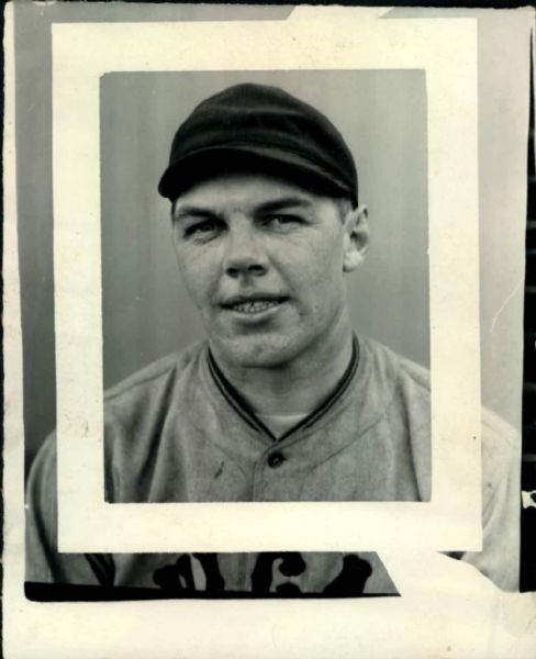 1929 Johnny Moore Chicago Cubs "The Sporting News Collection Archives" Original Type 1 Photo (Sporting News Collection Hologram/MEARS Type 1 Photo LOA)