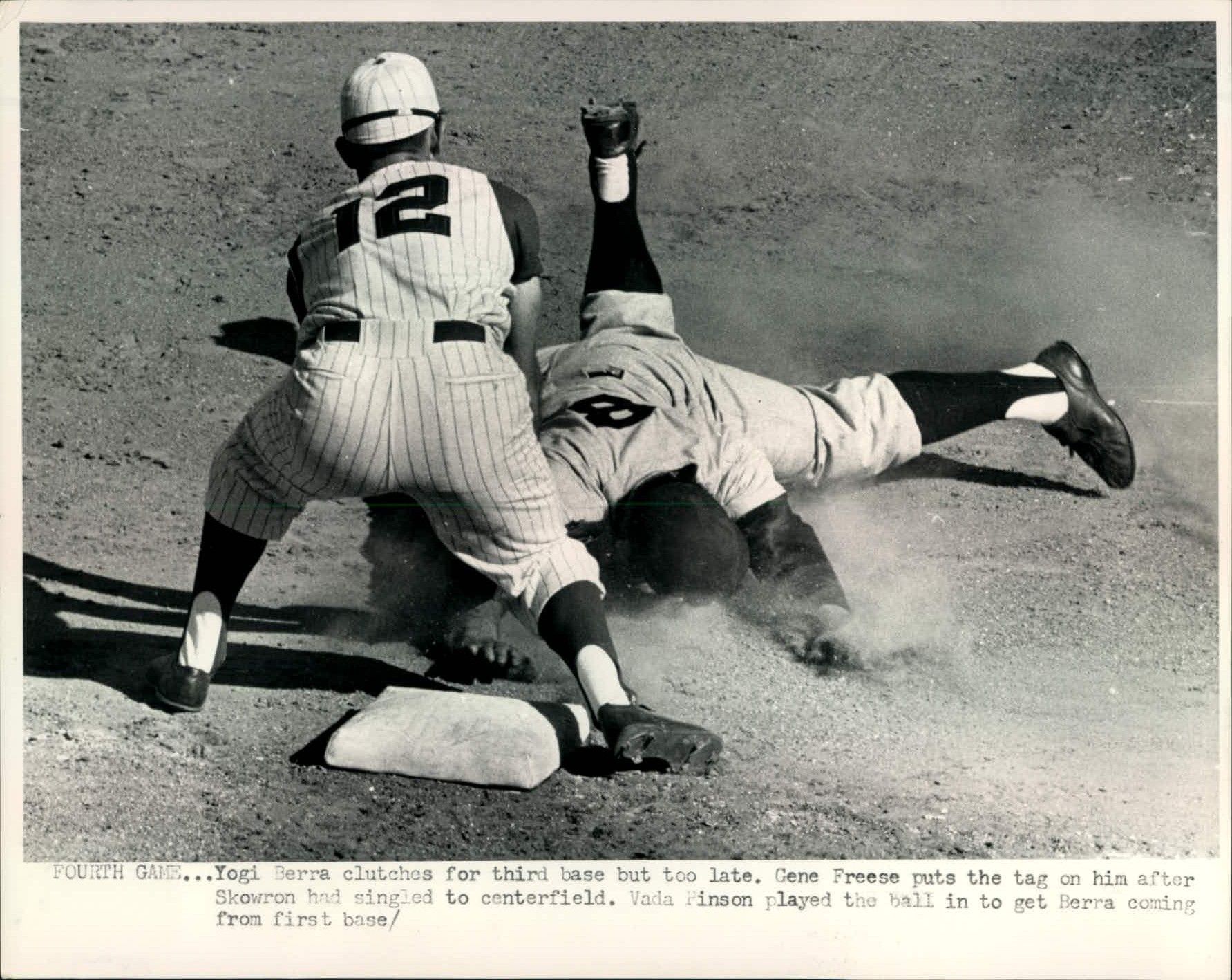 New York Yankees defeat Cincinnati Reds in 1961 World Series 