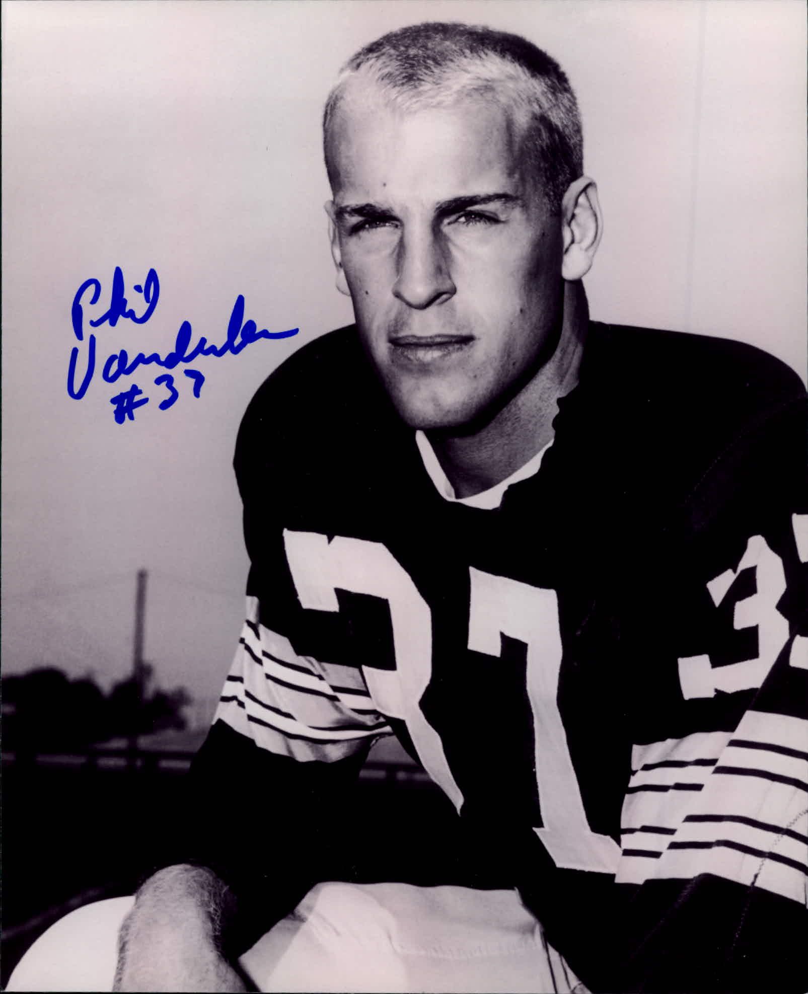 Autographed DOUG HART 8X10 Green Bay Packers Photo