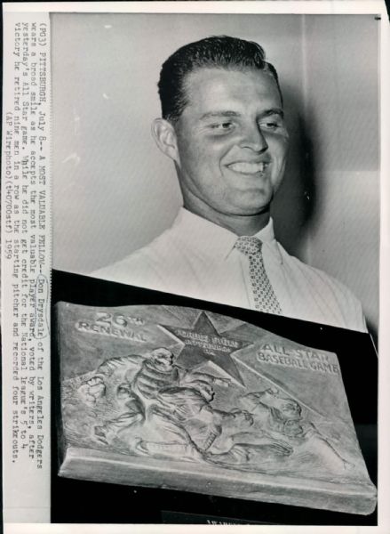 1959 Don Drysdale Los Angeles Dodgers "The Sporting News Collection Archives" Original Type 1 7" x 10" Photo (Sporting News Collection Hologram/MEARS Type 1 Photo LOA)