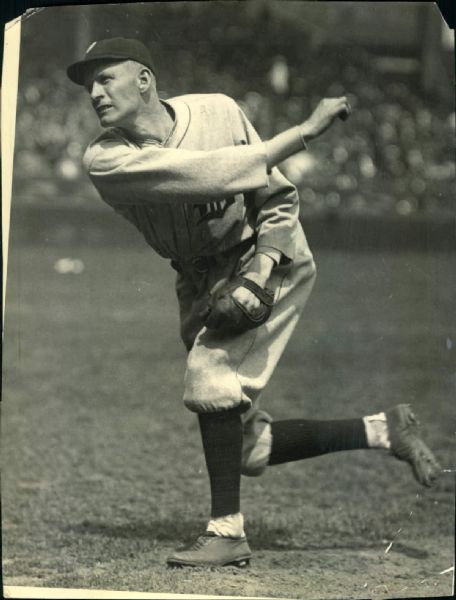 1916-22 circa Howard Ehmke Detroit Tigers Charles Conlon "TSN Collection Archives" Original 6" x 8" Generation 1 Photo (Sporting News Collection Hologram/MEARS Photo LOA)