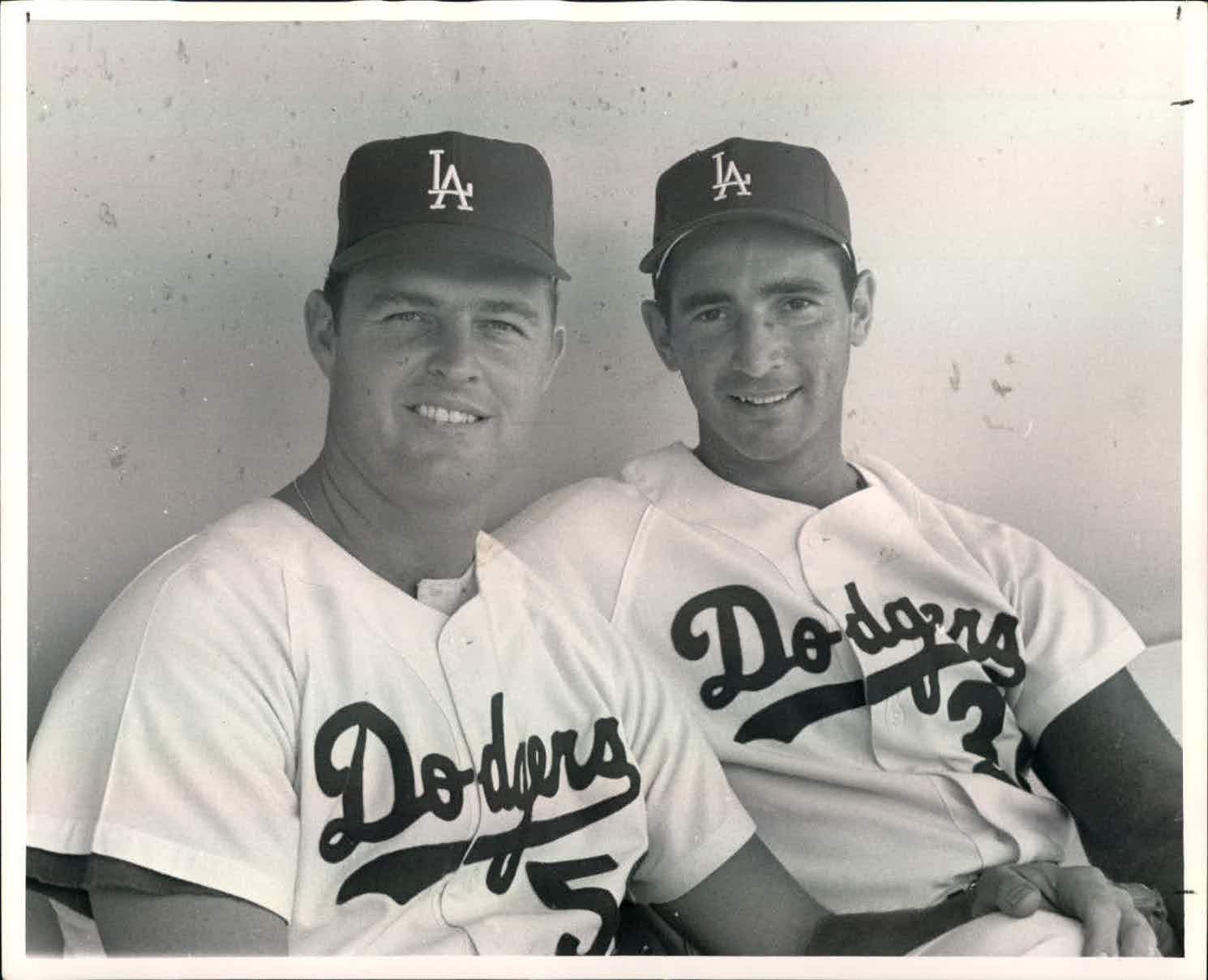 Don Drysdale Signed Los Angeles Dodgers 8x10 Photo (JSA Hologram)