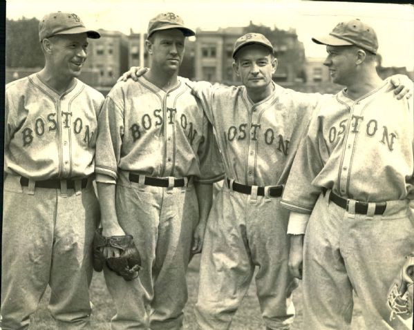 1937 Bill McKechnie Boston Bees "The Chicago Sun Times Archives" Original Photo (Chicago Sun Times Hologram/MEARS Photo LOA)