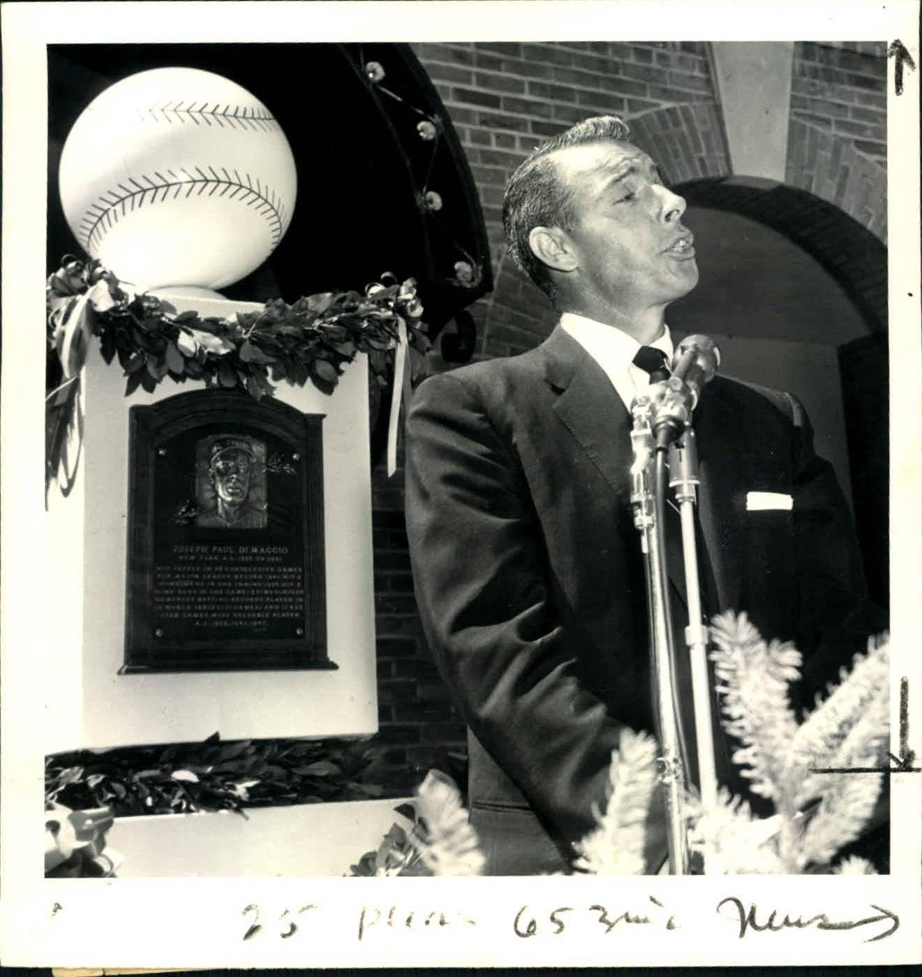 DiMaggio, Joe  Baseball Hall of Fame