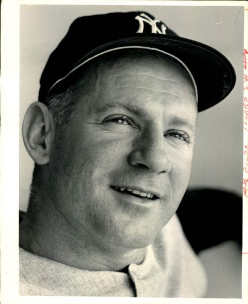 1964 Whitey Ford New York Yankees "The Sporting News Collection Archives" Original 8" x 10" Photo (Sporting News Collection Hologram/MEARS Photo LOA)