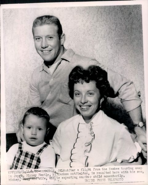 1955 Mickey Mantle and Family "The Sporting News Collection Archives" Original Photo (Sporting News Collection Hologram/MEARS Photo LOA)