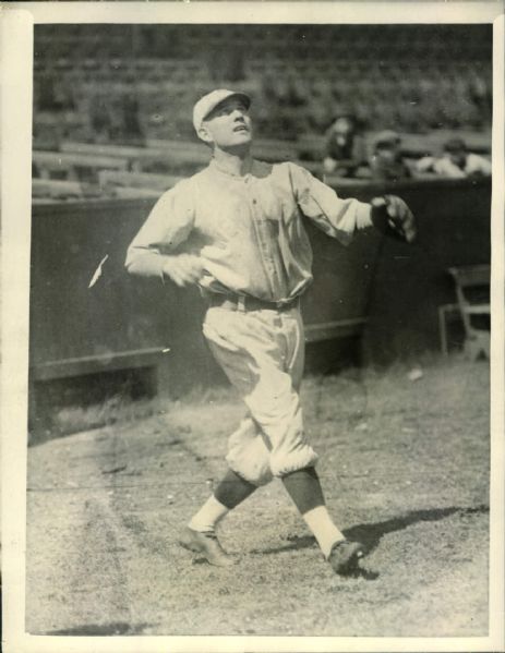 1922 Sad Sam Jones New York Yankees "The Sporting News Collection Archives" Original 6.5" x 8.5" Photo (Sporting News Collection Hologram/MEARS Photo LOA)