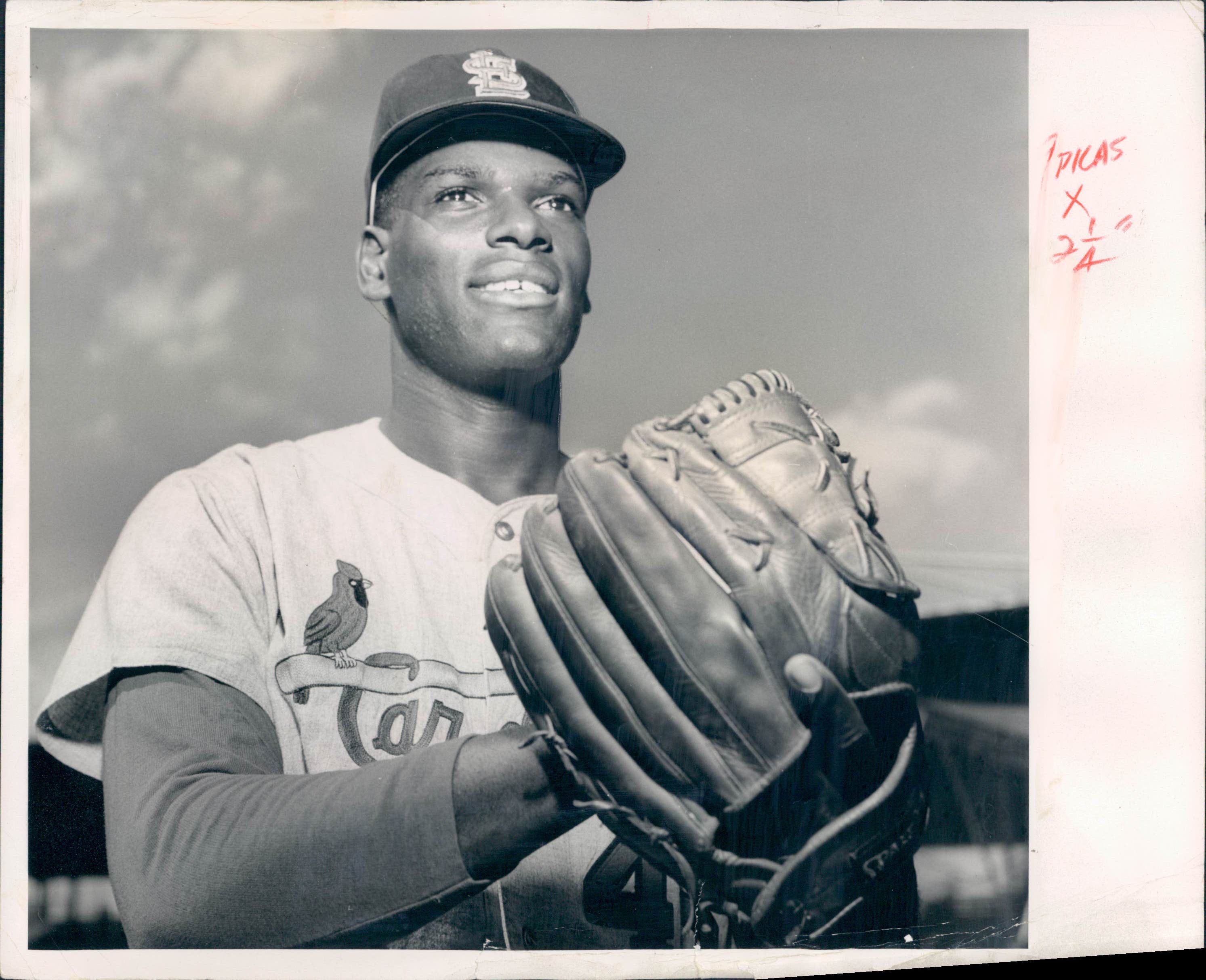 Bob Gibson  RR Auction