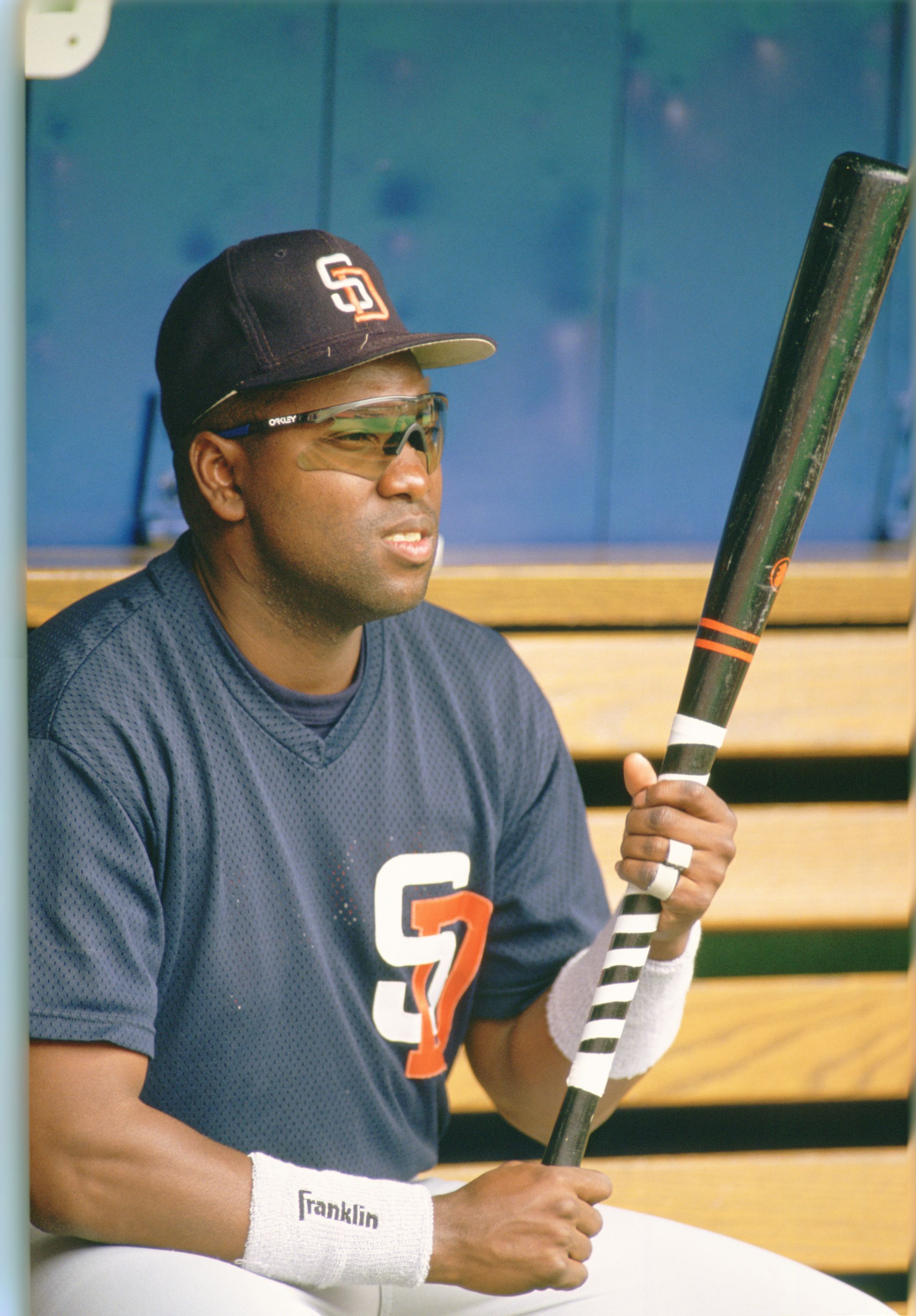 Lot Detail - 1991-2001 Tony Gwynn San Diego Padres The Sporting News  Original Full Color Negative Slide (The Sporting News Collection/MEARS  Auction LOA)