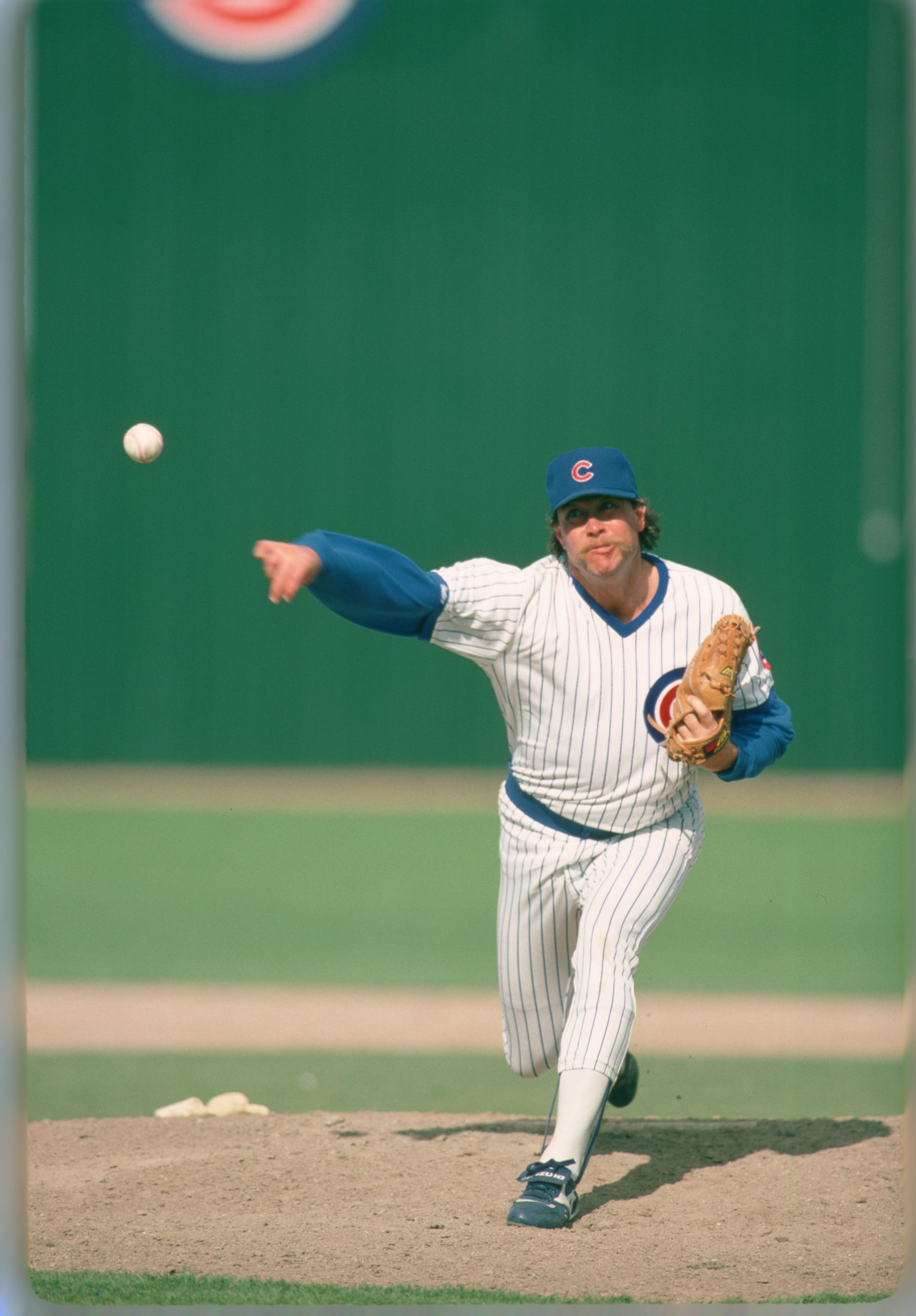 Lot Detail - GOOSE GOSSAGE'S 1988 CHICAGO CUBS GAME WORN & SIGNED ROAD  UNIFORM (GOSSAGE LOA)