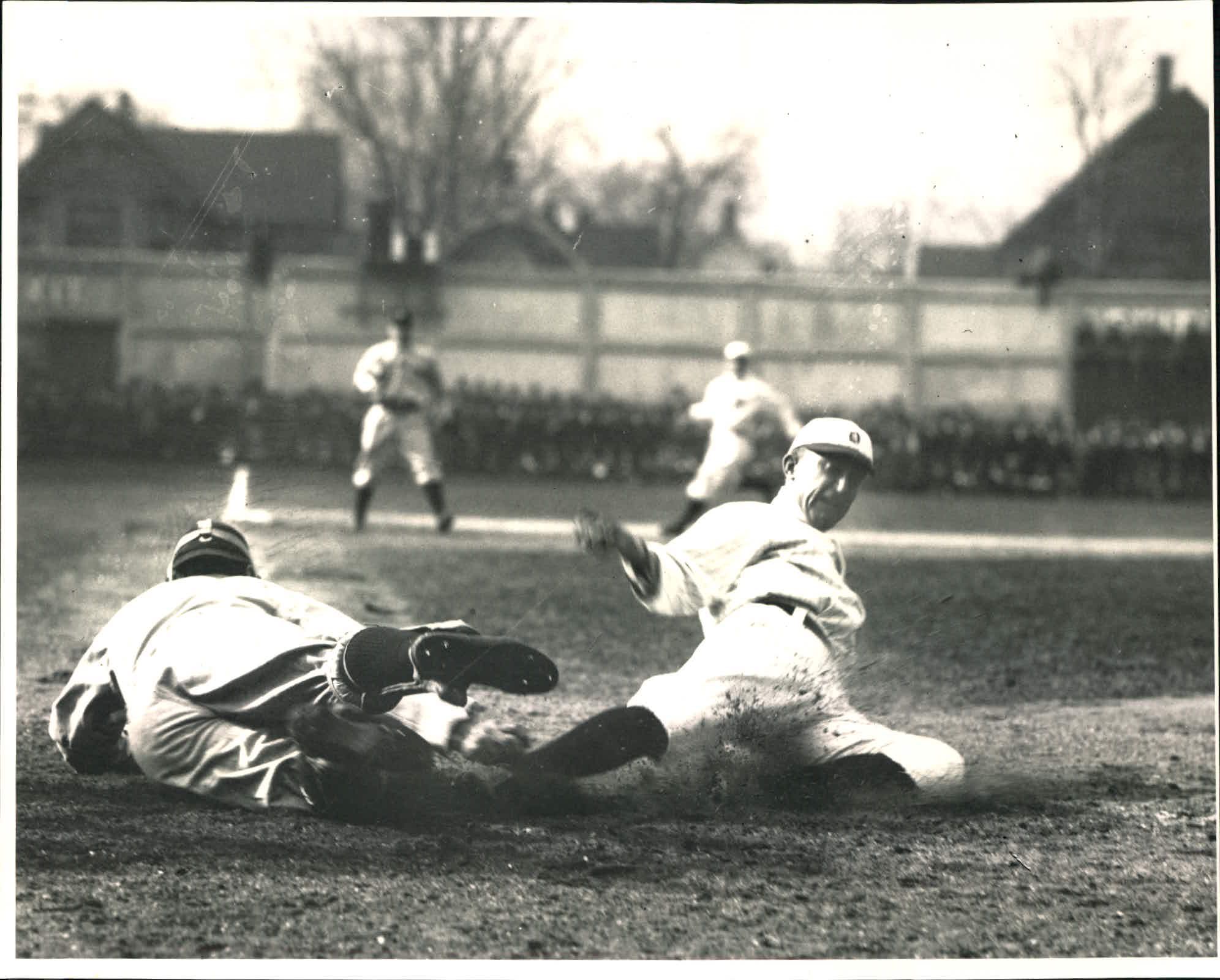 TY COBB classic batting grip 8X10 TIGER HALL OF FAME GREAT