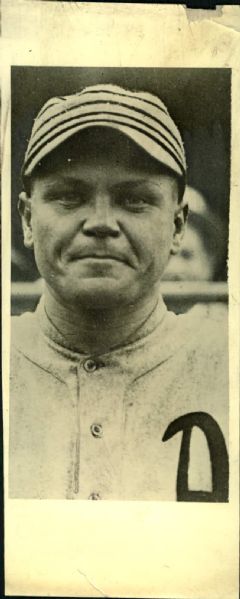 1909-12 Amos "Lightning" Strunk Philadelphia Athletics "Detroit News Archives" Original 3" x 8" Photo (Detroit News Pre1918 Label/MEARS Photo LOA)