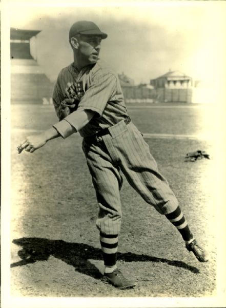 1933-36 Thornton Lee Cleveland Indians "The Sporting News Collection Archives" Original 5" x 7" Photo (Sporting News Collection Hologram/MEARS Photo LOA)