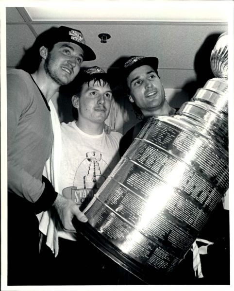 1991 Mario Lemieux Paul Coffey Stanley Cup "The Sporting News Collection Archives" Original 8" x 10" Photo (Sporting News Collection Hologram/MEARS Photo LOA)