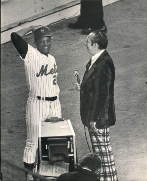 1972 Willie Mays New York Mets "The Sporting News Collection Archives" Original 8" x 10" Photo (Sporting News Collection Hologram/MEARS Photo LOA)