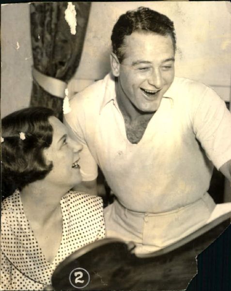 1935 Lou Gehrig Singing with his Wife "The Sporting News Collection Archives" Original Photo (Sporting News Collection Hologram/MEARS Photo LOA)