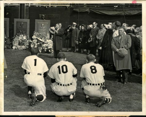 1948 Babe Ruth Funeral Ceremonies "The Sporting News Collection Archives" Original Photos (Sporting News Collection Hologram/MEARS Photo LOA) - Lot of 6