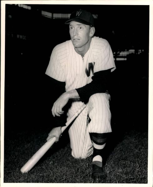 1954 Jim Lemon Washington Senators "The Sporting News Collection Archives" Original 8" x 10" Photo (Sporting News Collection Hologram/MEARS Photo LOA)