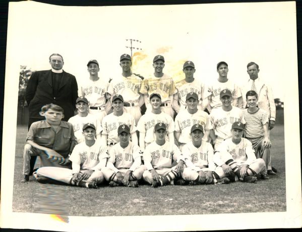 1946 Tookie Gilbert Jesuit High School New Orleans "The Sporting News Collection Archives" Original 8" x 10" Photo (Sporting News Collection Hologram/MEARS Photo LOA)