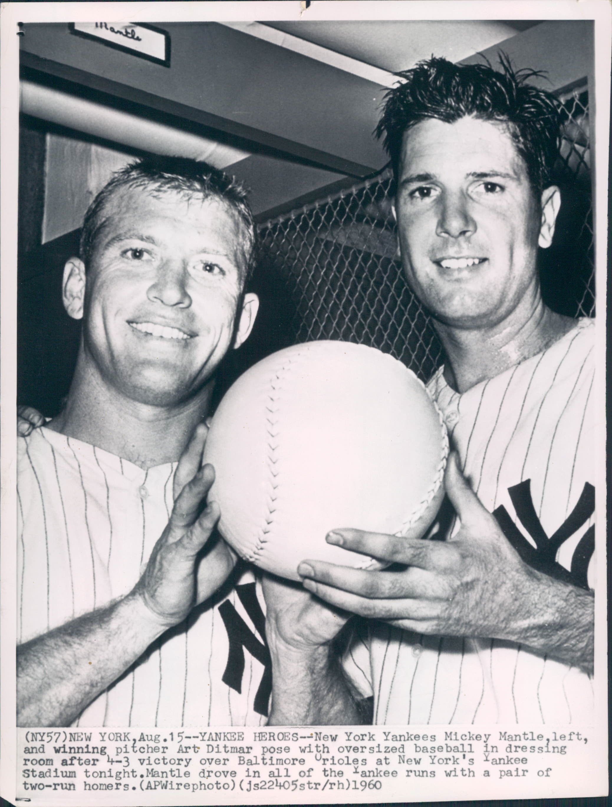 Lot Detail - 1955 Mickey Mantle and Family The Sporting News Collection  Archives Original Photo (Sporting News Collection Hologram/MEARS Photo LOA)