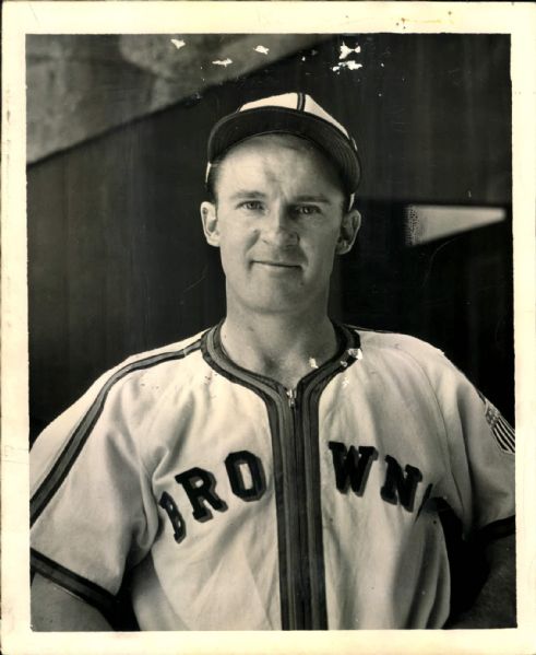 1942-45 George McQuinn St. Louis Browns "The Sporting News Collection Archives" Original 8" x 10" Photo (Sporting News Collection Hologram/MEARS Photo LOA)