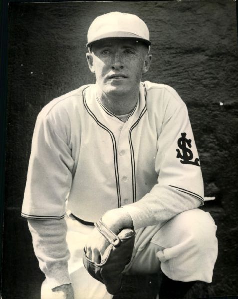 1932 Red Kress St. Louis Browns "The Sporting News Collection Archives" Original 7.5" x 9.5" Photo (Sporting News Collection Hologram/MEARS Photo LOA)