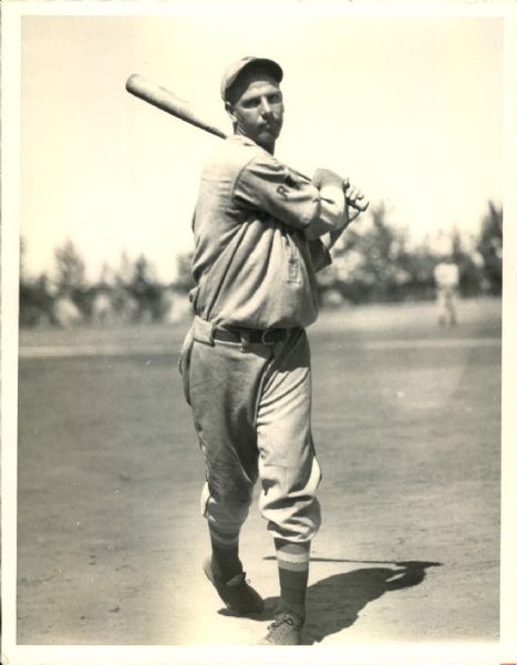 1934 Lincoln Blakely Cincinnati Reds "The Sporting News Collection Archives" Original Photo (Sporting News Collection Hologram/MEARS Photo LOA)