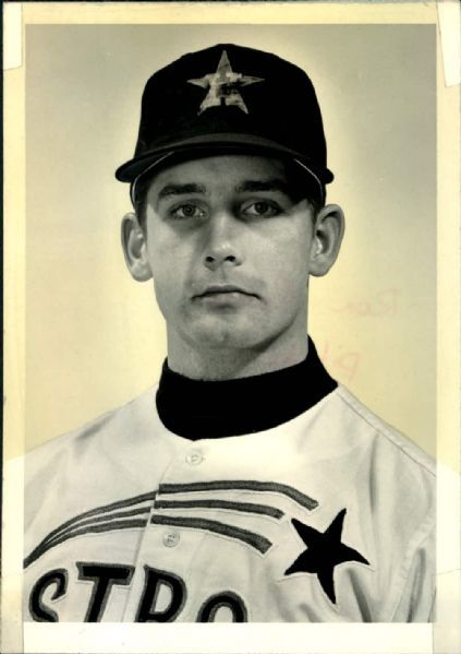 1969 Ron Cook Houston Astros "The Sporting News Collection Archives" Original 5" x 7" Photo (Sporting News Collection Hologram/MEARS Photo LOA)