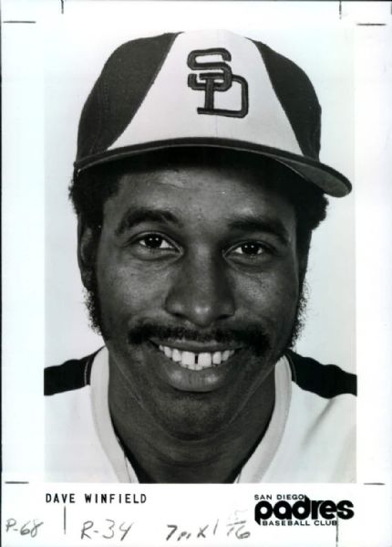 1979-85 Dave Winfield New York Yankees San Diego Padres "The Sporting News Collection Archives" Original Photos (Sporting News Collection Hologram/MEARS Photo LOA) - Lot of 5