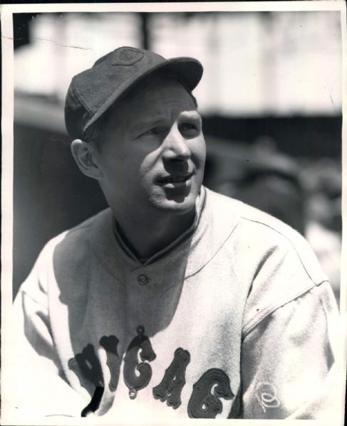 1935 Freddie Lindstrom Chicago Cubs "The Sporting News Collection Archives" Original 8" x 10" Photo (Sporting News Collection Hologram/MEARS Photo LOA)