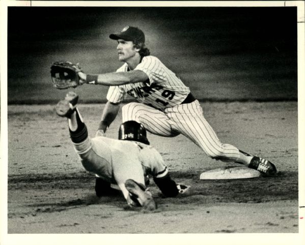 1979-92 Robin Yount Milwaukee Brewers "The Sporting News Collection Archives" Original 8" x 10" Photos (Sporting News Collection Hologram/MEARS Photo LOA) - Lot of 12