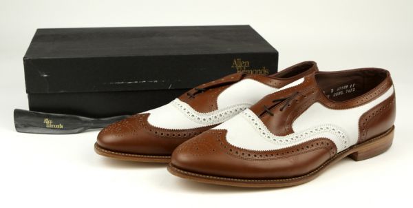 1992 Michael Jordan Olympic Gold Medal Dream Team Basketball / Chicago Bulls Allen Edmonds Personal Golf Shoes 