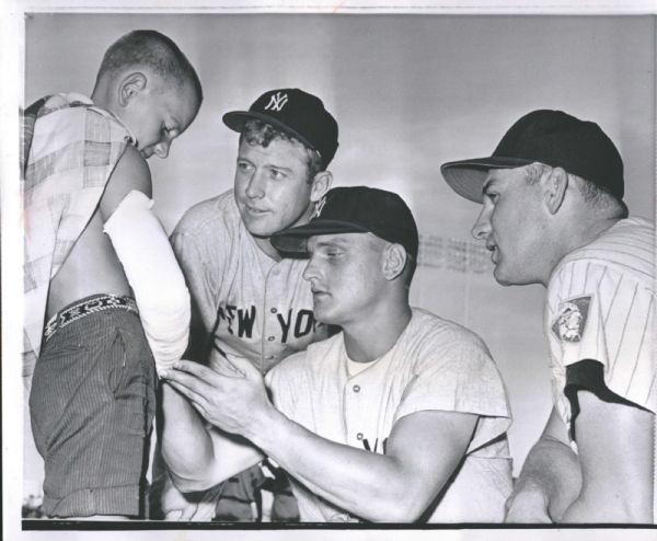 1961 Roger Maris Mickey Mantle New York Yankees and Harmon Killebrew Minnesota Twins "Rogers Photo Archive" Original 7.25" x 8.5" Photo (MEARS Photo LOA)