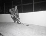 1964 Doug Mohns Chicago Black Hawks "Chicago Sun-Times" Original 4" x 5" B & W Negative (Chicago Sun-Times Archives/MEARS Auction LOA)